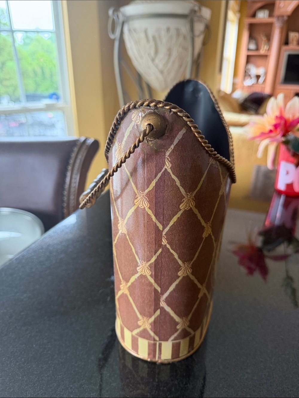 Vintage-Inspired Brown Floral Haind Painted Tin Basket - Picture 6 of 8